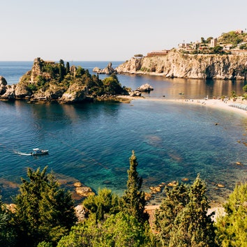 These trips are the easiest (and most glamorous) way to live la dolce vita